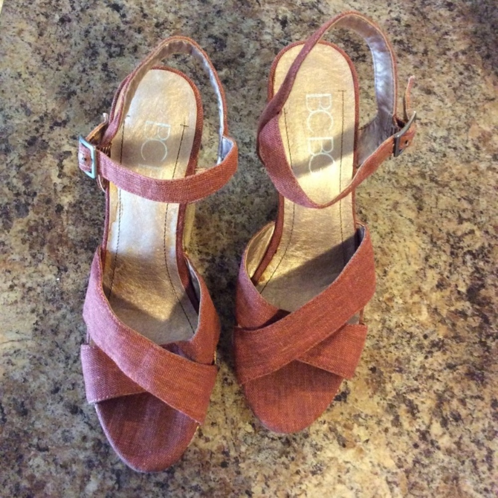 BCBG Wedges - Picture 3 of 7